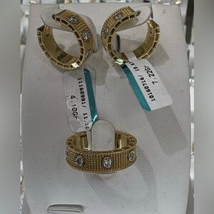 Elegant 14K Gold Set